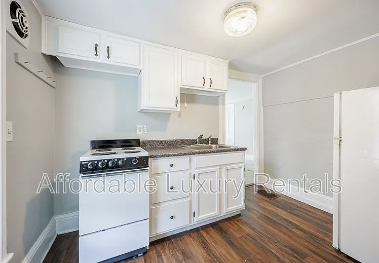 77 State St #3 — Photo 14