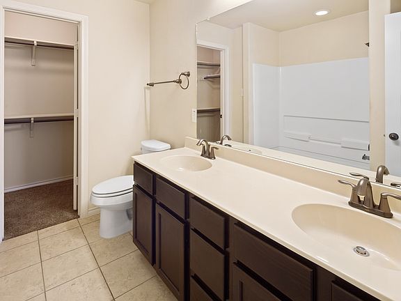 5th image of 172 Creekside Villa Dr