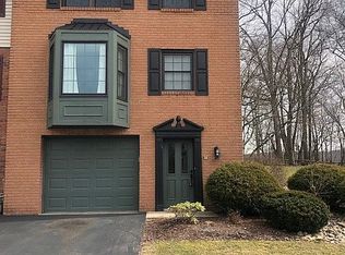 300 Rainprint Ln, Murrysville, PA 15668