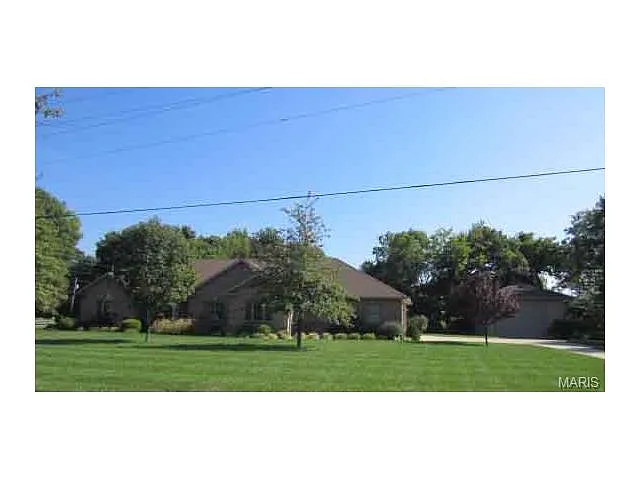 6863 Middlegate Ln photo 1