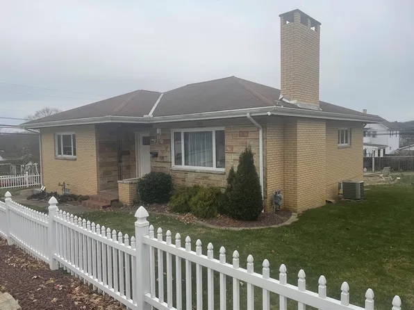 380 Logan Ave, Leechburg, PA 15656