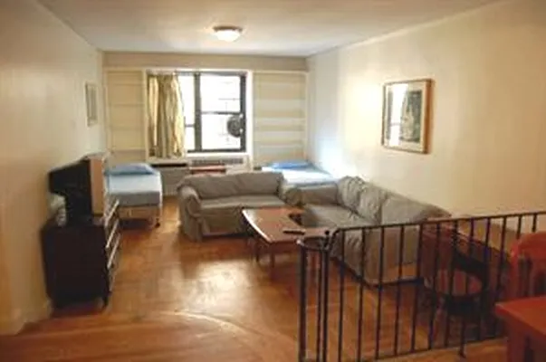 Rented by Douglas Elliman | media 19