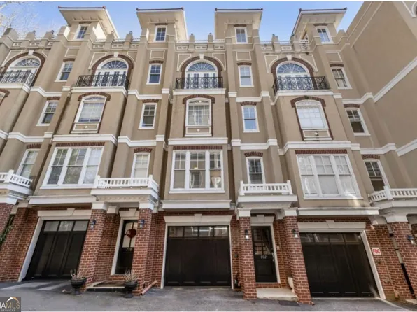 802 Clifton Heights Ln NE, Atlanta, GA 30329