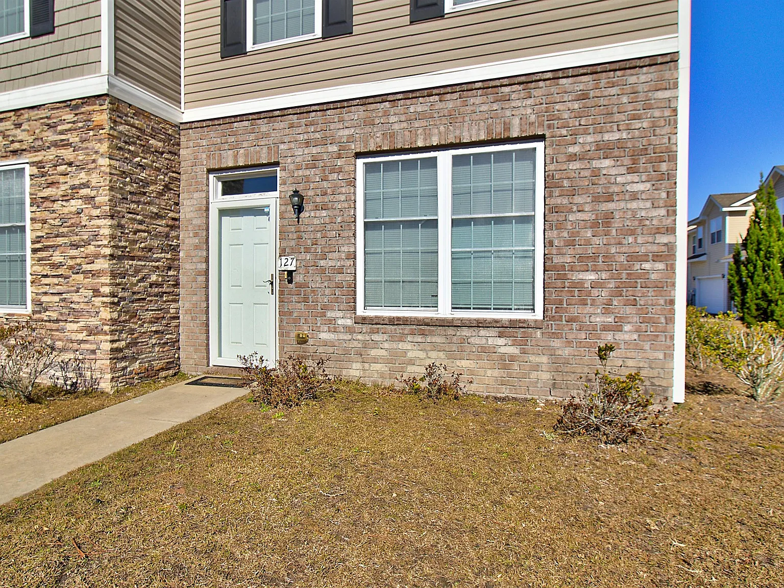 127 Davila Street - 1 — Photo 2
