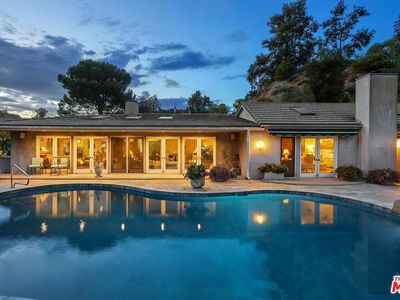 8532 Eastwood Rd, Los Angeles, CA, 90046