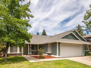 219 Berry Oak Ct, Rio Linda, CA 95673