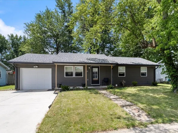 313 E 11th St, Brookston, IN 47923