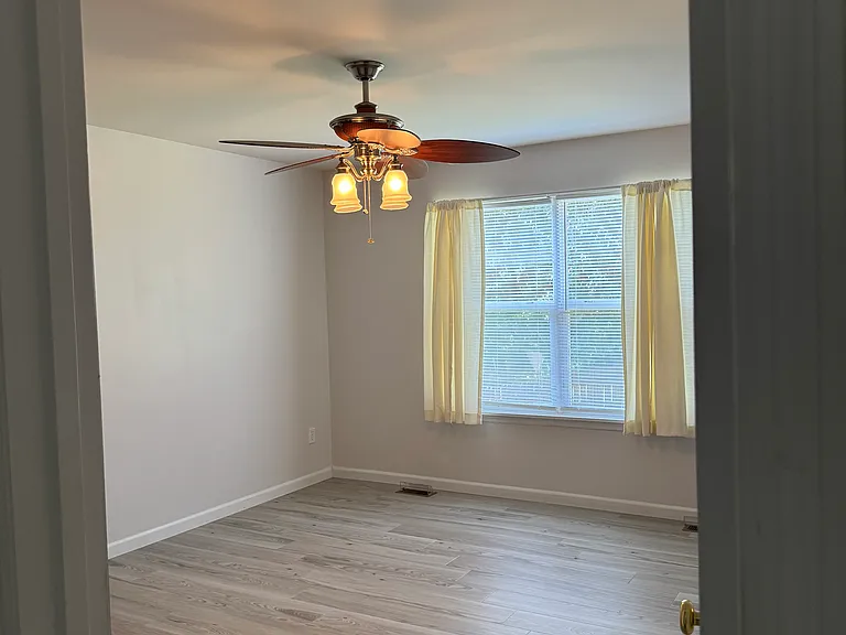 807 Sunflower Mnr — Photo 11