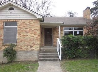 2860 Catherine St, Dallas, TX 75211