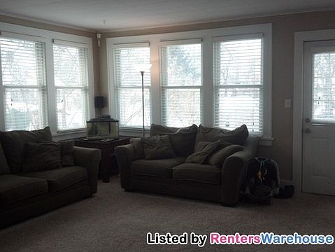4th image of 1133 Mahtomedi Ave