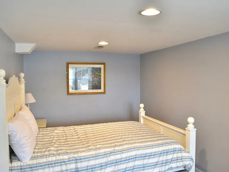 402 Gooseberry Rd — Photo 16
