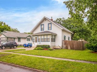 3829 10th St, Des Moines, IA 50313
