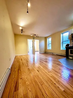 Rented by Evergreen Realty & Investments | media 1