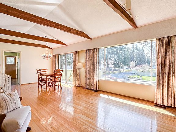 5th image of 6468 Azure Rd