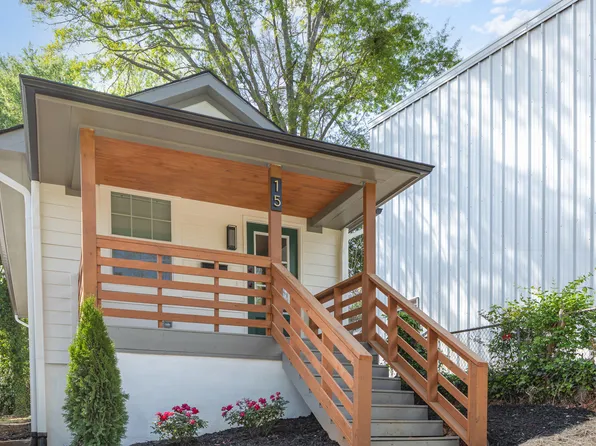 15 Saint Augustine Ave, Raleigh, NC 27610