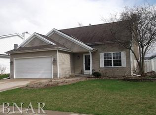 3121 Creek Side Rd, Bloomington, IL 61704