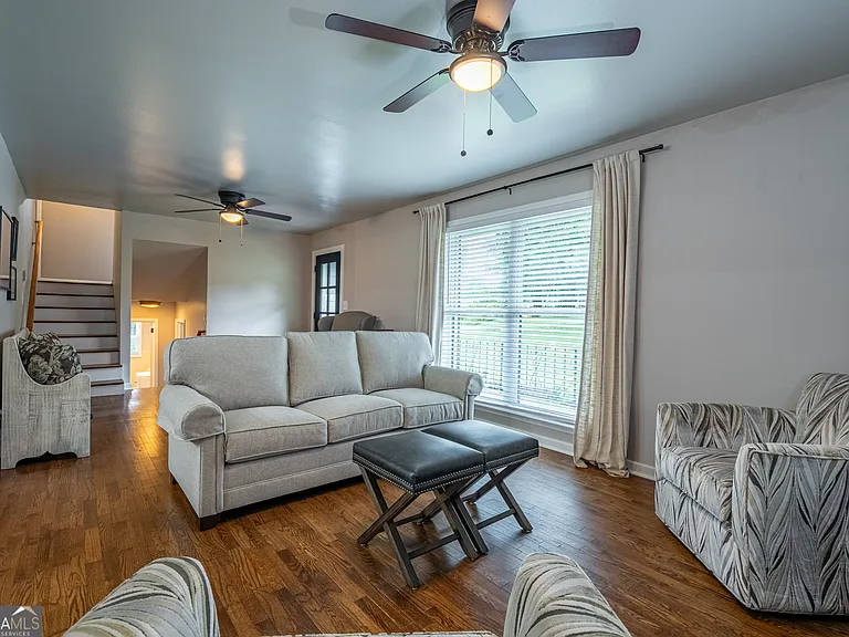 236 Pioneer Trl — Photo 8