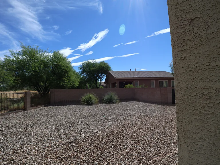 1022 W Blue Crest Dr — Photo 26
