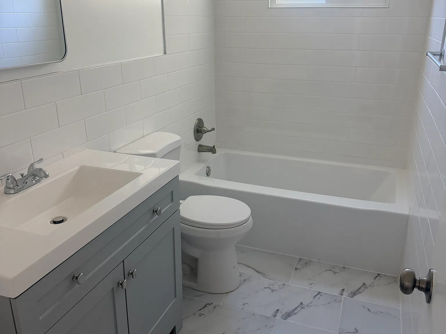 2 bed, 1250 sqft, $3,000 — Photo 2