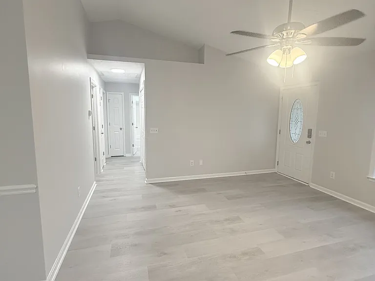 6005 Palisade Ct — Photo 12