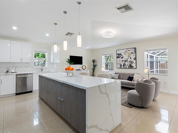 4th image of 7600 SW 148th Ter