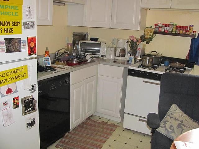 2nd image of 32 S Huntington Ave #1A