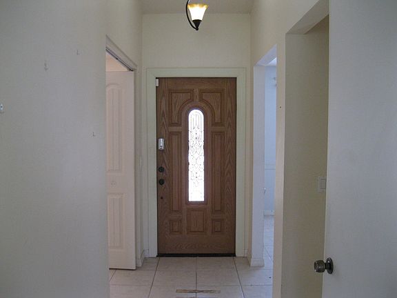 4th image of 2291 SW Jay Avenue