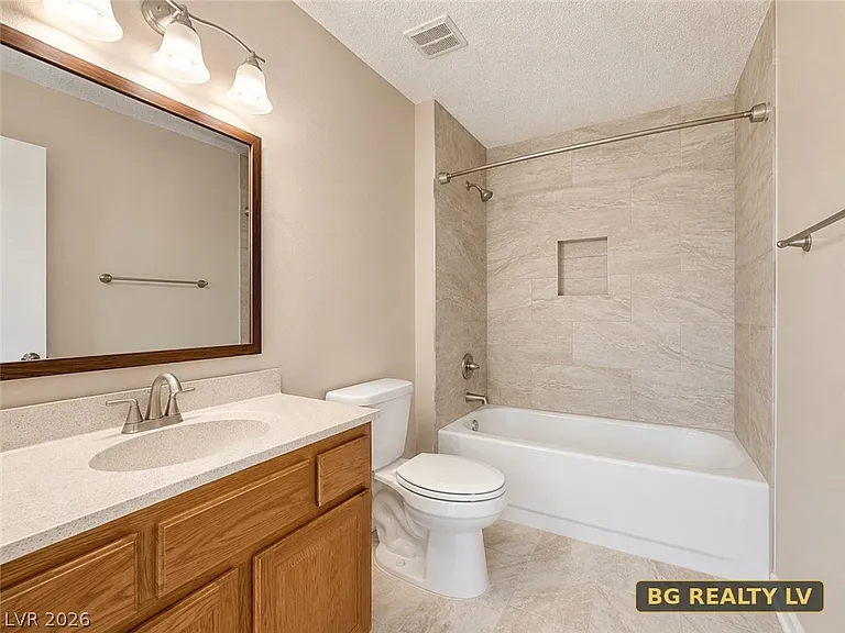 6600 Light Breeze Dr — Photo 16