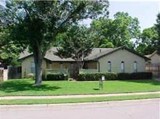 601 Hanover Ln, Irving, TX 75062