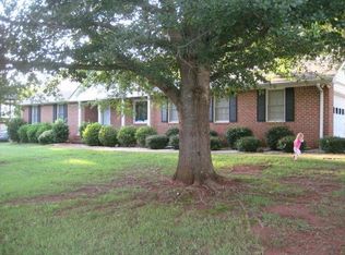 1070 Fieldstone Rd, Watkinsville, GA 30677