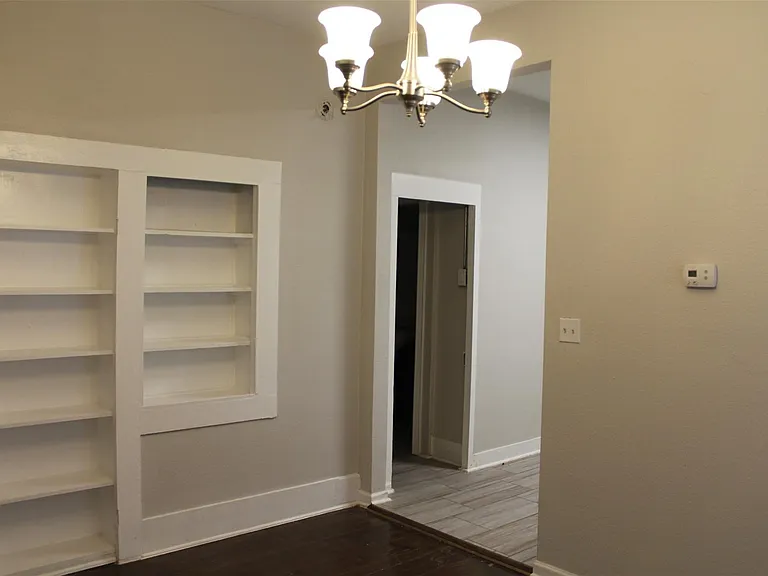 402 Granberry St — Photo 5