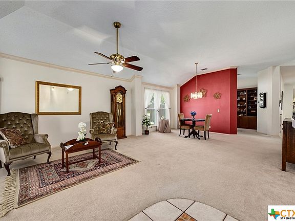 5th image of 1019 Rocky Creek Dr