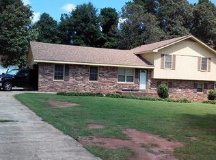 119 Clearwater Dr, Lagrange, GA 30241