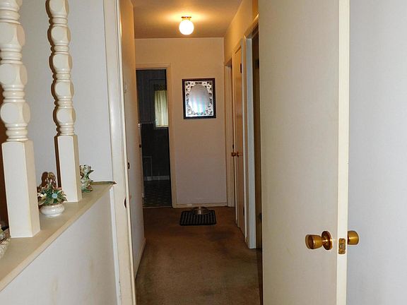 5th image of 104 Richwood Dr