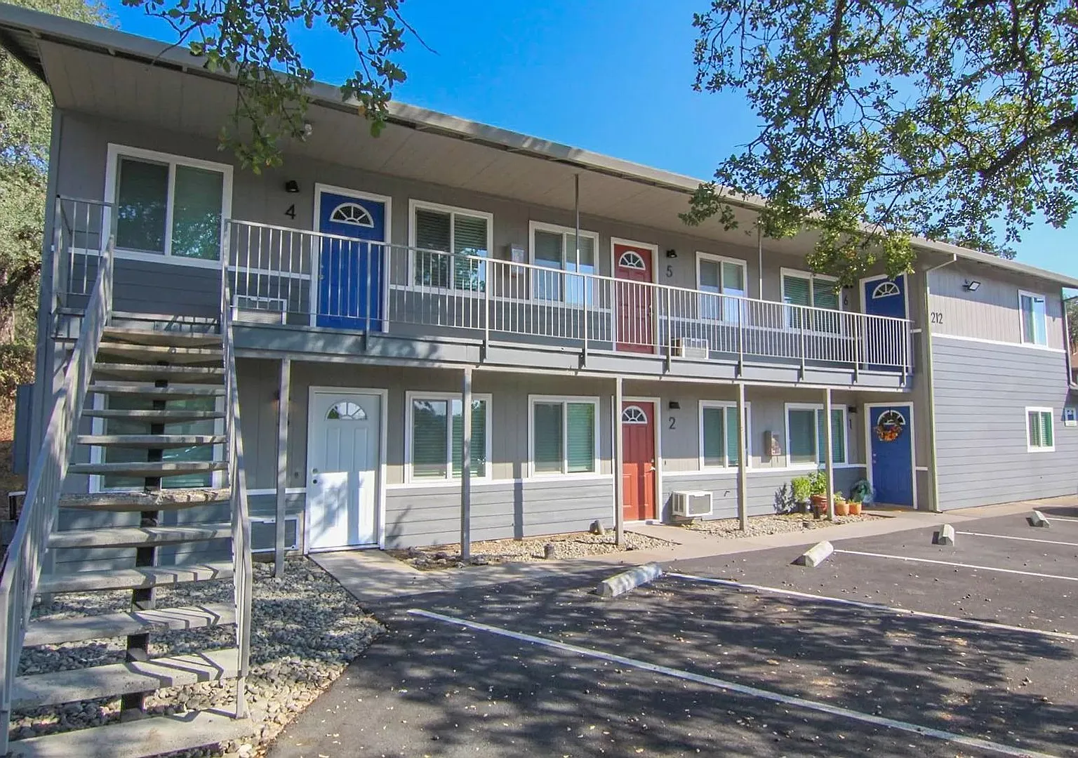 212 Boulder Creek Drive — Photo 1