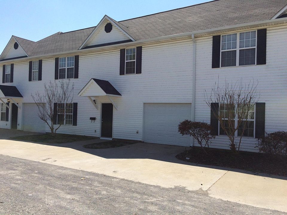1st image of 1021 E Kiowa Ave