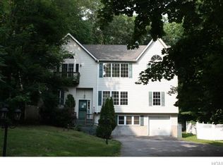25 Taylor Ave, Cortlandt Manor, NY 10567