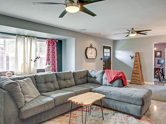 08_86007_N_9th_St__08