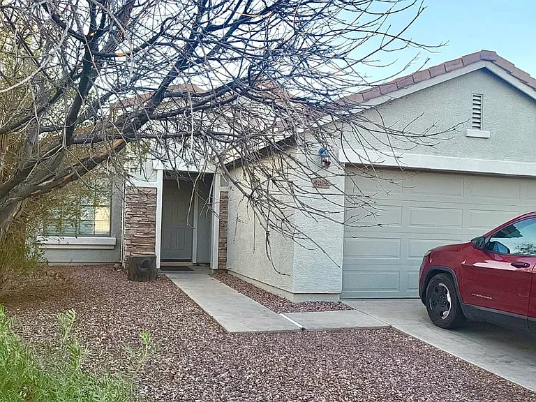 1096 W Desert Valley Dr — Photo 1
