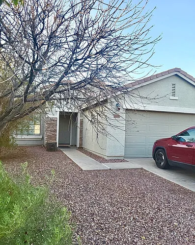 1096 W Desert Valley Dr Photo 1