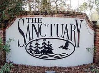 Juniper Ct, Mandeville, LA 70471