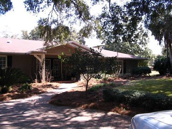 1st image of 1848 Highland Dr