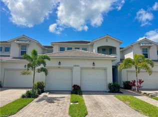 4664 Arboretum Cir #30, Naples, FL 34120