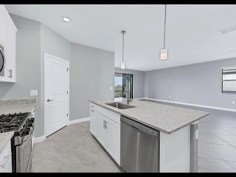 5127 Coral Reef Way — Photo 5