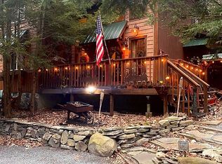 6329 Decker Rd, Bushkill, PA 18324