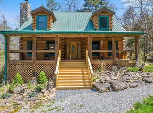 101 Stone Meadows Ln, Roan Mountain, TN 37687