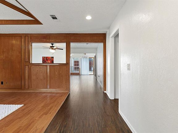 3rd image of 4000 Los Robles Dr