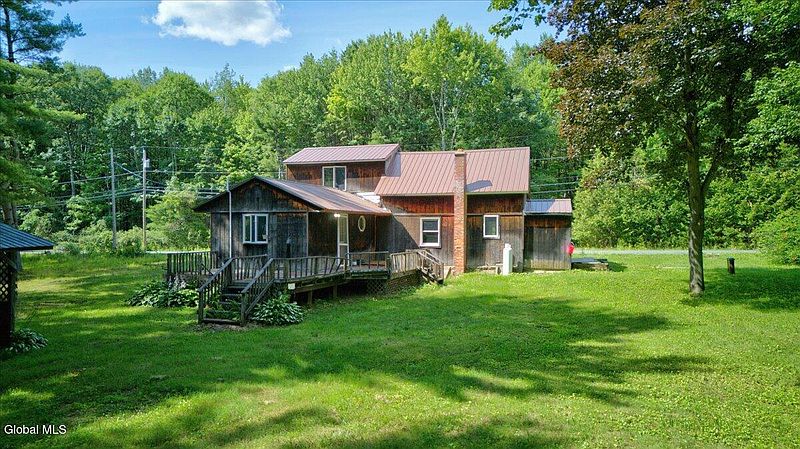 2nd image of 1106 Whiteside Road