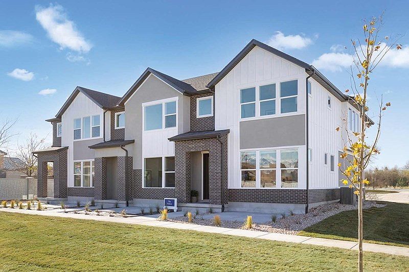 The Nelson - Front Exterior