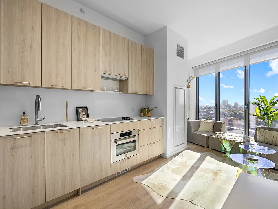 545 Vanderbilt Ave #25H